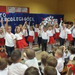 Przedszkolaki podczas Święta Niepodległości