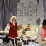 foto: Święty Mikołaj ponownie odwiedził Miejską Bibliotekę Publiczną - M29 1 150x150
