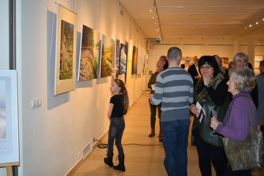 foto: Drohiczyn 2018 - wystawa poplenerowa w Galerii DOM - DSC 0121 1024x682
