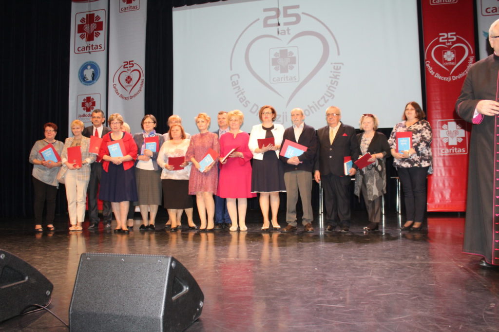 foto: Gala jubileuszowa 25-lecia Caritas Diecezji Drohiczyńskiej - IMG 5545 1024x682