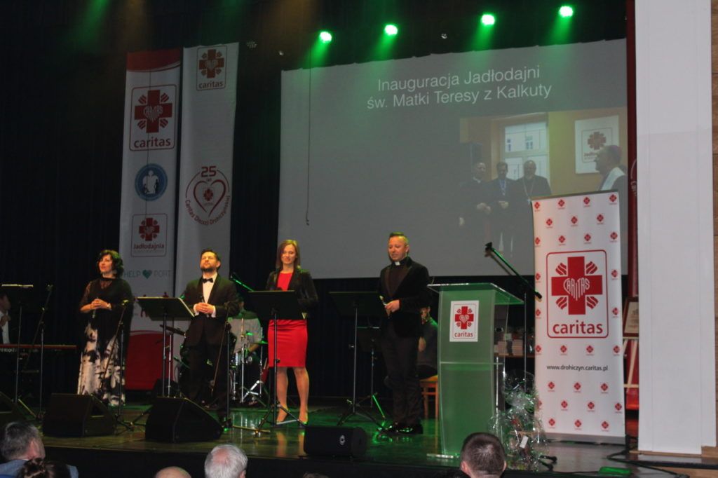 foto: Gala jubileuszowa 25-lecia Caritas Diecezji Drohiczyńskiej - IMG 5354 1024x682