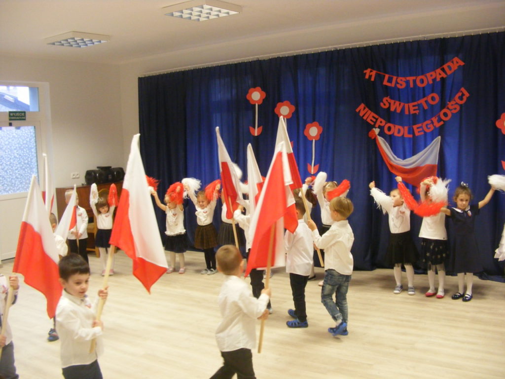 foto: Święto Niepodległości w Przedszkolu nr 3 - DSCF1135 1024x768