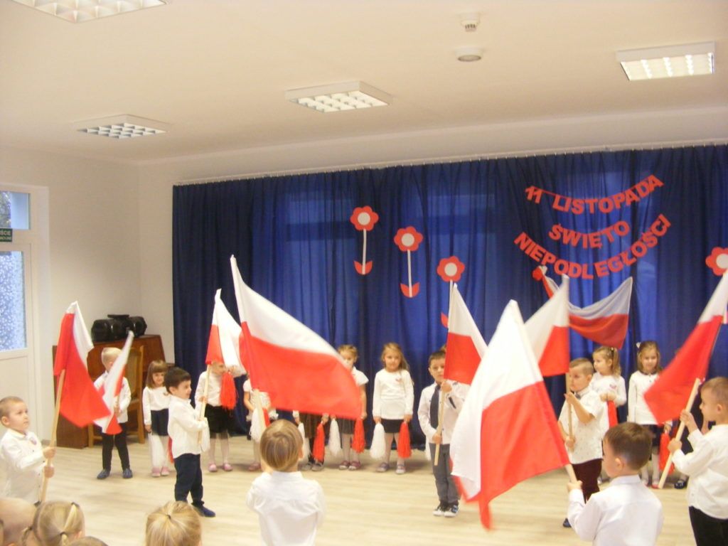 foto: Święto Niepodległości w Przedszkolu nr 3 - DSCF1133 1024x768