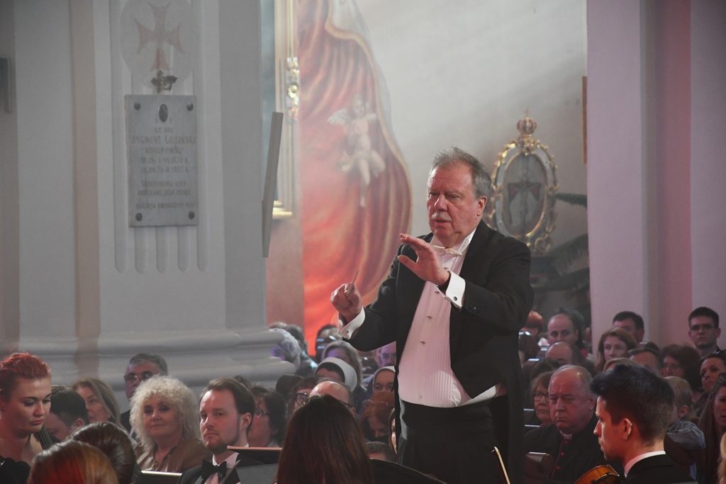 foto:  - Koncert Requiem dla swiata Drohiczyn 23.04 40