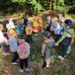 foto: Lekcja przyrody w lesie dla dzieci z MP2 - 2 15 150x150